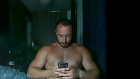 Snapshot of t_huracane chatting on 07-25-26, 05:21 Huracane online show from 07-25-26, 05:21