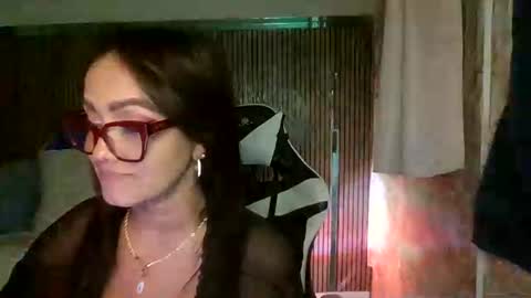 Snapshot of tachi1713 chatting on 07-22-26, 07:38 yameil online show from 07-22-26, 07:38