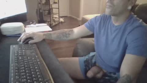 Snapshot of taco42067 chatting on 07-08-26, 04:28 taco42067 online show from 07-08-26, 04:28