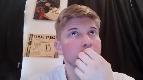 collegetwinkboi online show from 01-12-26, 02:44