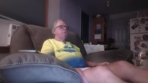 Snapshot of tacrunner66_ chatting on 09-22-25, 02:57 tacrunner66_ online show from 09-22-25, 02:57