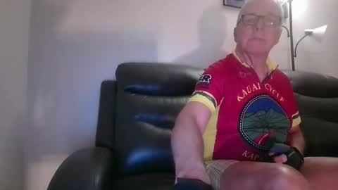 Snapshot of tacrunner66_ chatting on 10-30-25, 02:07 tacrunner66_ online show from 10-30-25, 02:07