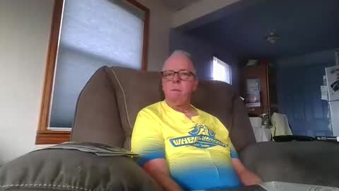 Snapshot of tacrunner66_ chatting on 11-08-25, 09:57 tacrunner66_ online show from 11-08-25, 09:57