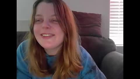 Snapshot of tacyluxe chatting on 04-20-26, 12:02 tacyluxe online show from 04-20-26, 12:02