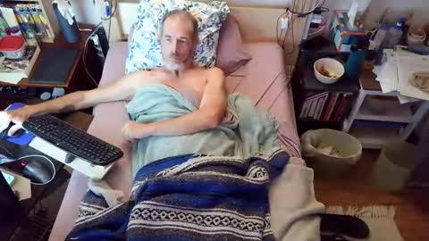 Snapshot of tad58pole chatting on 05-04-26, 04:25 Tad Pole online show from 05-04-26, 04:25