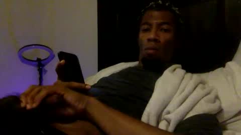 Taejhon online show from 11-16-25, 02:17