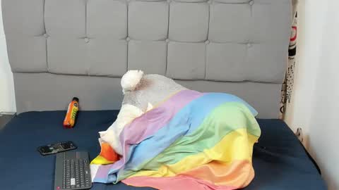 Snapshot of tailor_hot1 chatting on 10-23-25, 03:33 tailor online show from 10-23-25, 03:33