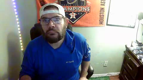 TaintNuzzler online show from 09-11-25, 10:26