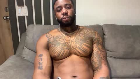 Snapshot of tairontucke chatting on 05-20-26, 02:07 Tairon Tucke online show from 05-20-26, 02:07