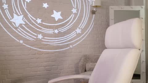 Snapshot of tais_athena chatting on 05-06-26, 02:33 Margo online show from 05-06-26, 02:33