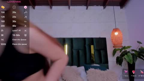 Taissa online show from 03-05-25, 08:42