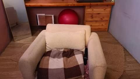 Lizzy online show from 01-05-26, 05:27