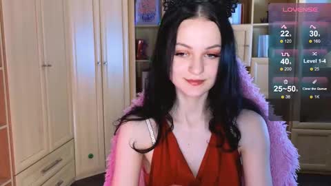 Snapshot of taissia_sweet chatting on 02-14-25, 04:41 Im Taya online show from 02-14-25, 04:41