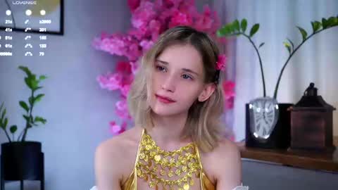 Mia online show from 03-01-25, 04:37