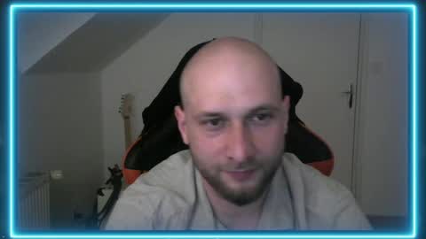 Beelzeboss59 online show from 04-19-26, 08:11