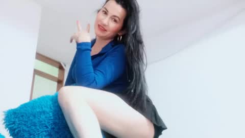 Talia  mia online show from 04-29-26, 05:30