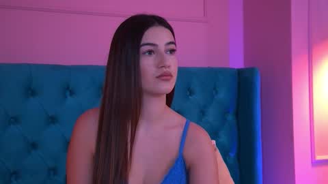 taliamorenne online show from 10-26-25, 03:29