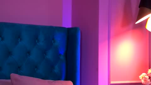 taliamorenne online show from 11-08-25, 04:18