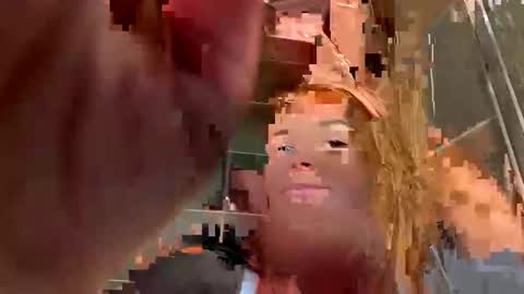 Snapshot of taliavaine chatting on 10-05-25, 05:22 Talia online show from 10-05-25, 05:22