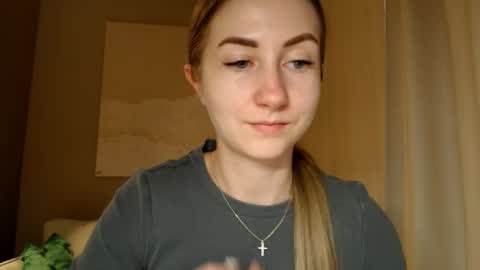  Kira  online show from 01-02-25, 12:24