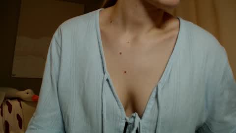  Kira  online show from 02-05-25, 12:38