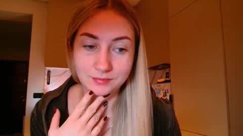  Kira  online show from 01-19-26, 06:28