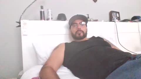 Snapshot of talllatino310 chatting on 11-18-25, 06:01 talllatino310 online show from 11-18-25, 06:01