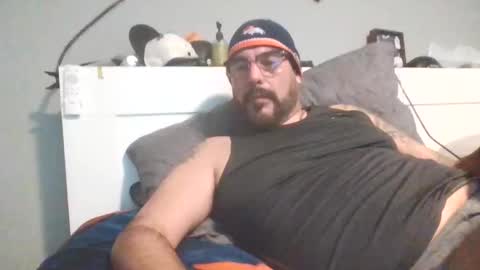 Snapshot of talllatino310 chatting on 02-11-26, 08:58 talllatino310 online show from 02-11-26, 08:58