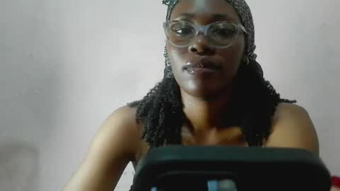 Snapshot of tallnsexydee chatting on 07-08-26, 08:30 tallnsexydee online show from 07-08-26, 08:30