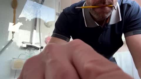 Snapshot of tallpaul_12345 chatting on 02-17-26, 11:07 Tall Paul online show from 02-17-26, 11:07