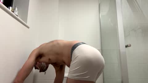 Snapshot of tallpaul_12345 chatting on 03-16-26, 10:36 Tall Paul online show from 03-16-26, 10:36