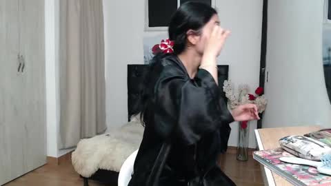 Hi im sara online show from 05-06-26, 12:54