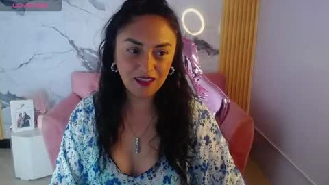 Snapshot of tamara_ch1 chatting on 10-01-25, 03:23 tamara_ch1 online show from 10-01-25, 03:23