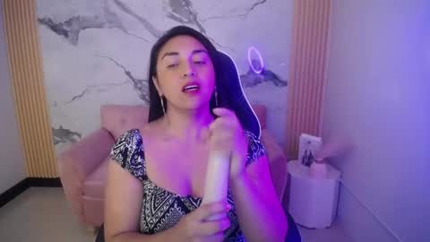 Snapshot of tamara_ch1 chatting on 11-11-25, 03:50 tamara_ch1 online show from 11-11-25, 03:50