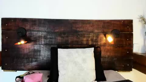Snapshot of tamara_sanz1 chatting on 06-13-26, 10:57 online show from 06-13-26, 10:57