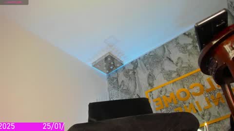 Snapshot of tamara_sex7 chatting on 01-25-25, 07:28 T A M A R A online show from 01-25-25, 07:28