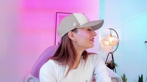 Tamara online show from 01-30-25, 04:06