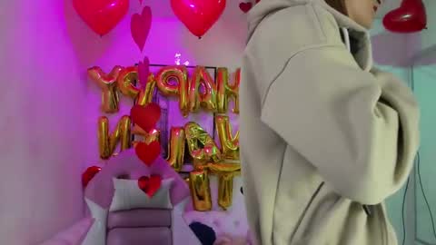 Tamara online show from 02-16-25, 02:53