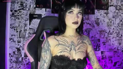 Snapshot of tamaracampell chatting on 02-06-26, 02:49 Cami 3 online show from 02-06-26, 02:49