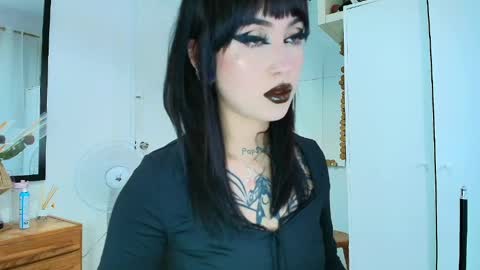 Snapshot of tamaracampell chatting on 04-27-26, 02:59 Cami 3 online show from 04-27-26, 02:59