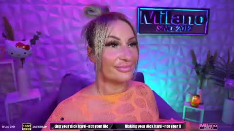 Snapshot of tamaramilano chatting on 07-20-26, 10:39 TamaraMilano online show from 07-20-26, 10:39