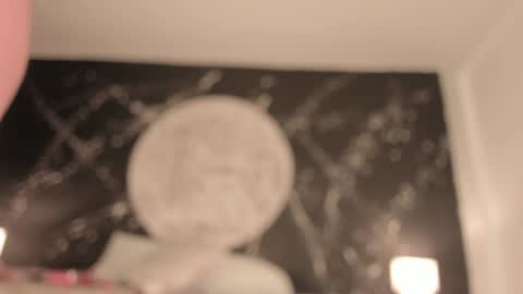 Snapshot of tamarathompsonn chatting on 01-05-25, 09:26 Tamara. online show from 01-05-25, 09:26