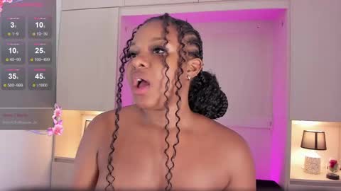 Snapshot of tamarazaki chatting on 12-28-24, 02:53 Tami online show from 12-28-24, 02:53