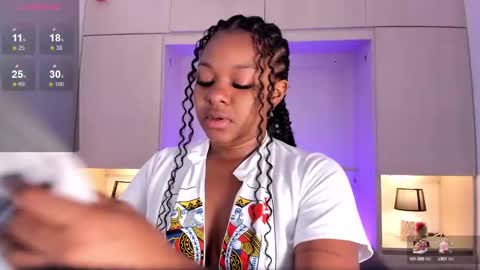 Snapshot of tamarazaki chatting on 12-31-24, 11:53 Tami online show from 12-31-24, 11:53