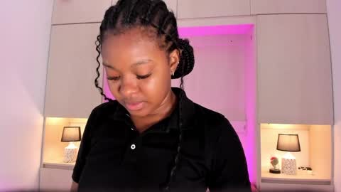 Snapshot of tamarazaki chatting on 01-23-25, 11:37 Tami online show from 01-23-25, 11:37