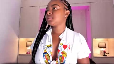 Snapshot of tamarazaki chatting on 01-25-25, 02:58 Tami online show from 01-25-25, 02:58