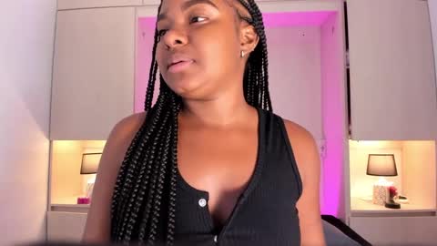 Snapshot of tamarazaki chatting on 01-27-25, 04:01 Tami online show from 01-27-25, 04:01