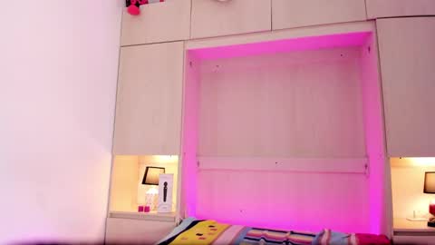 Snapshot of tamarazaki chatting on 02-12-25, 03:05 Tami online show from 02-12-25, 03:05