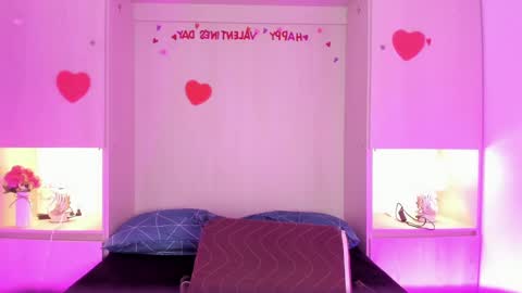 Snapshot of tamarazaki chatting on 03-05-25, 03:29 Tami online show from 03-05-25, 03:29