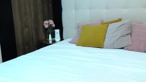 Snapshot of tamia_lou chatting on 09-18-25, 11:01 Tamia online show from 09-18-25, 11:01